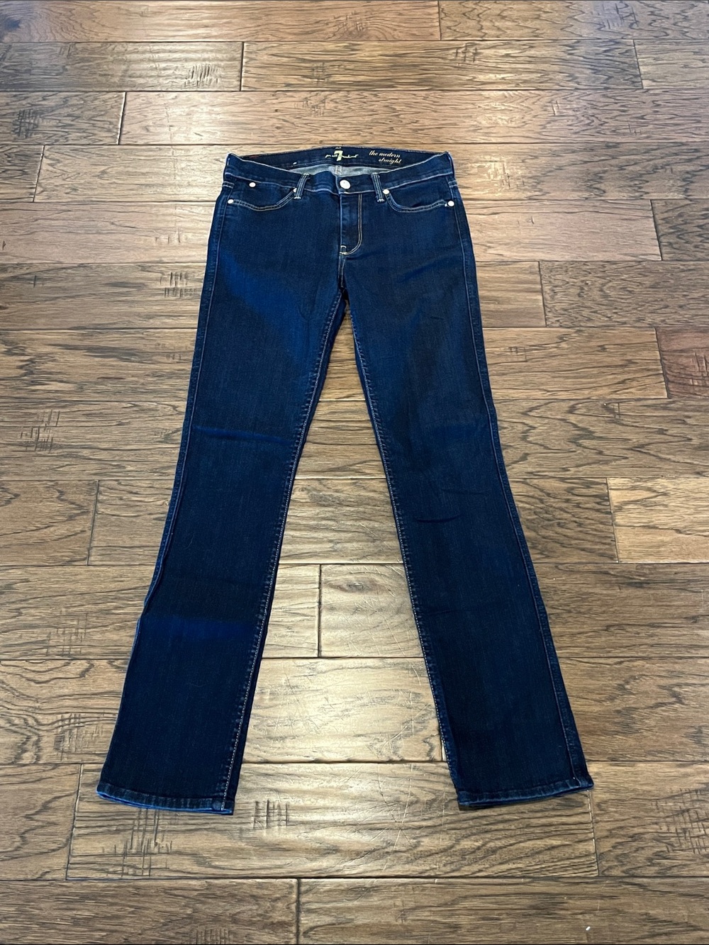 7 For All Mankind The Modern Straight Mid Rise Size 29